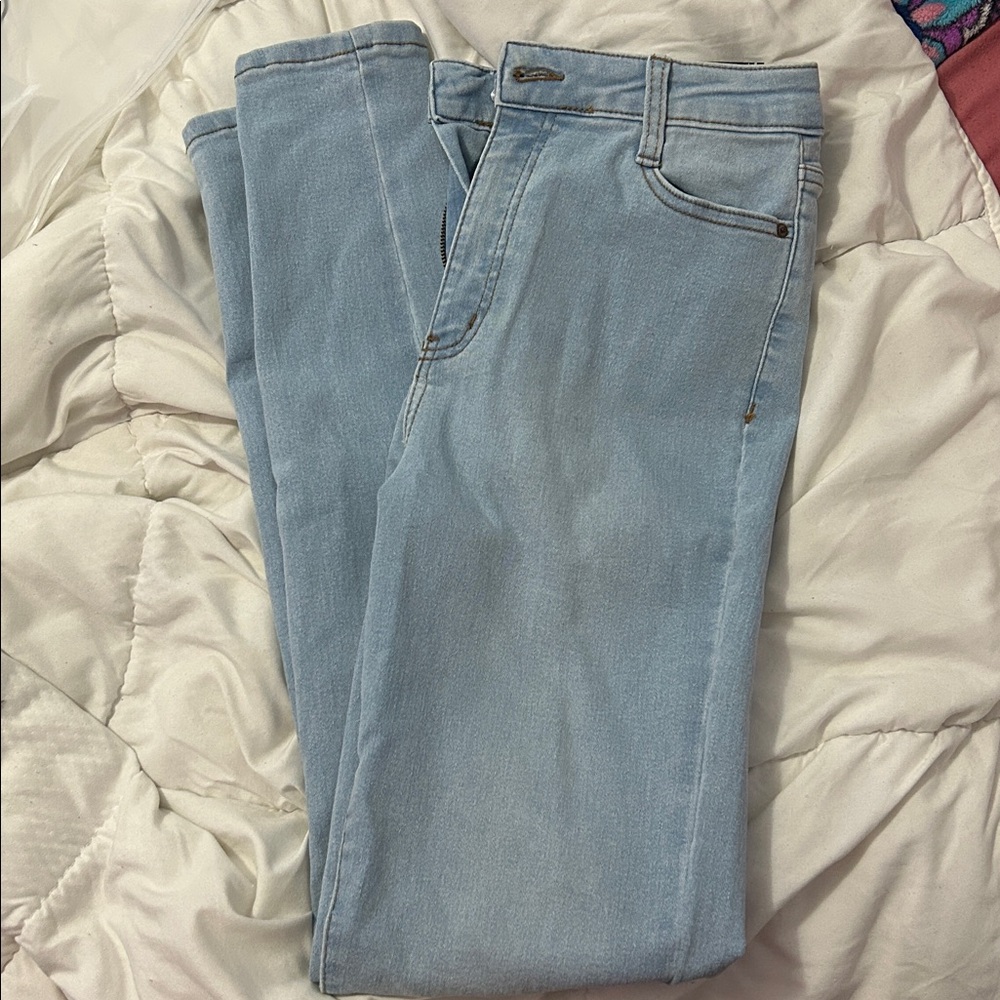 Fashion Nova Light Blue High-Waisted Jeans
